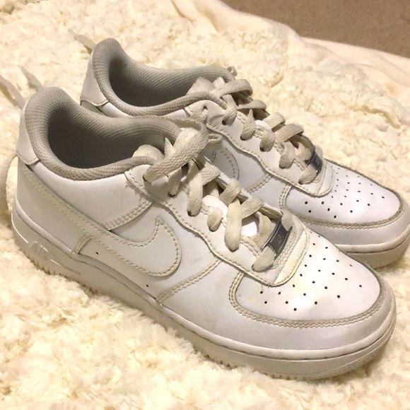 Nike Shoes - Nike Air Force 1